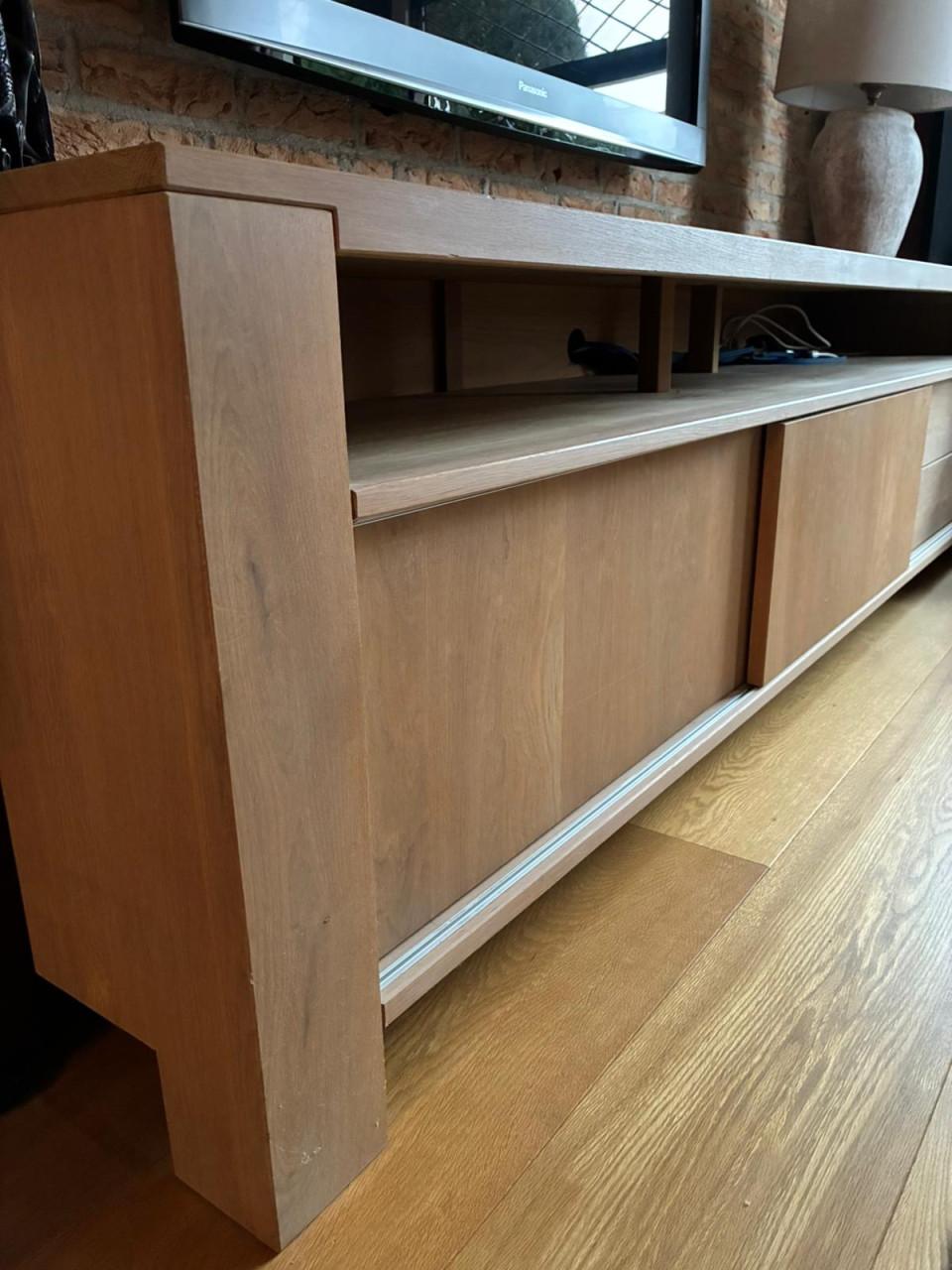 Tv audio meubel massief eikenhout in perfecte staat