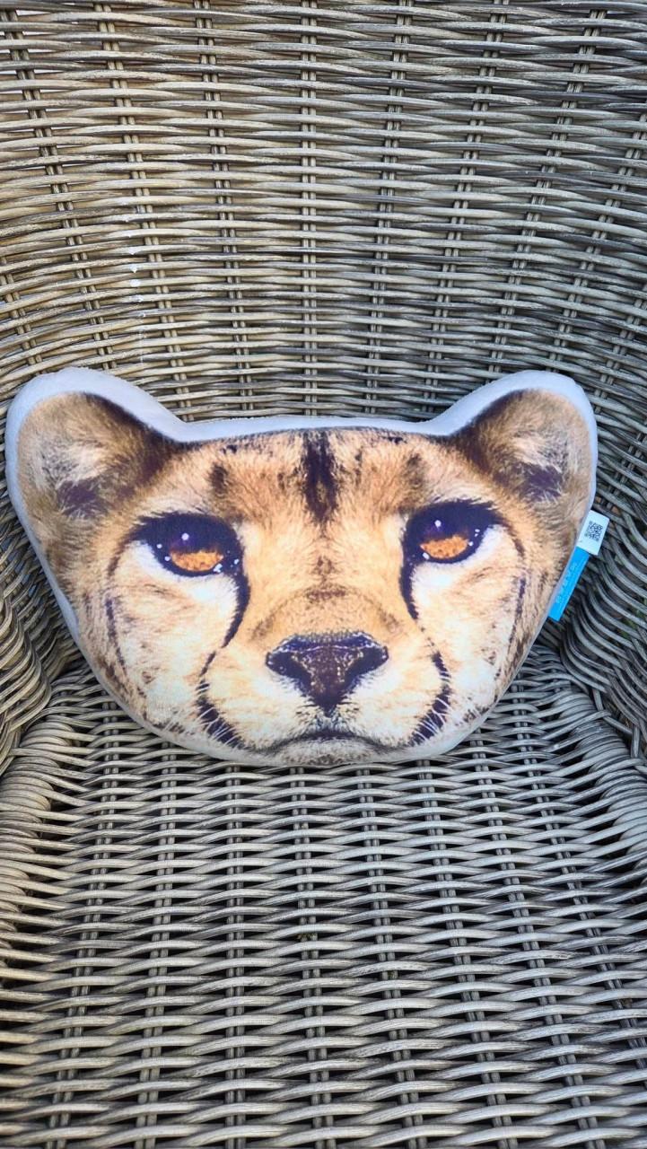 🎈 Pluche Cheetah Kop Sierkussen (Freek Vonk)