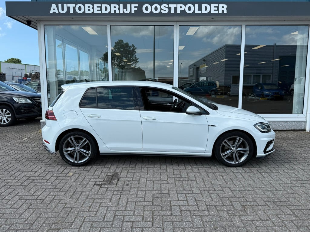 Volkswagen Golf 1.5 tsi highline business r