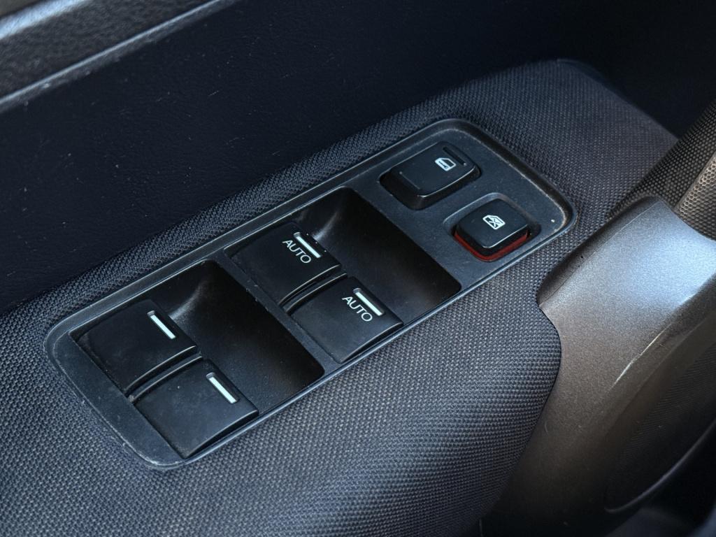 Honda CR-V 2.0i elegance | trekhaak | automaat | airco | radio / cd |