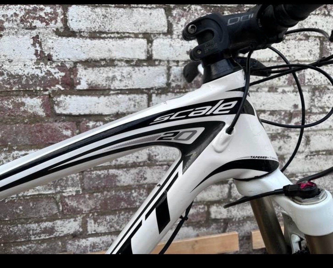 Scott Scole 20 Carbon top ATB!