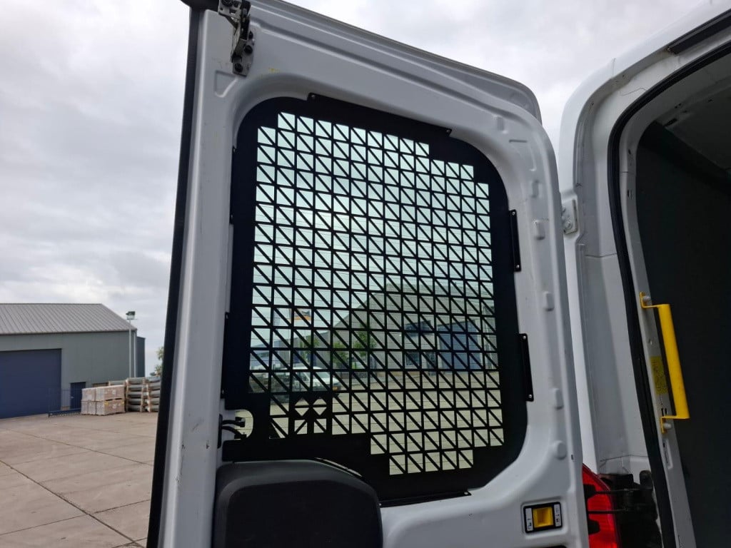 Ford Transit 350 2.0 tdci l2h2 trend airco / cruise controle / euro 6 / tre