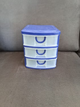 Plastic ladekastje