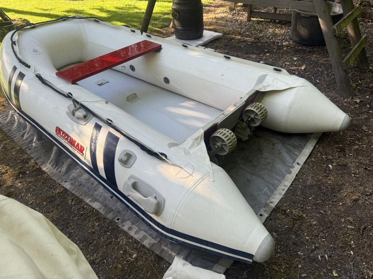 Rubberboot 260cm met 6 pk mercury Suzumar 265
