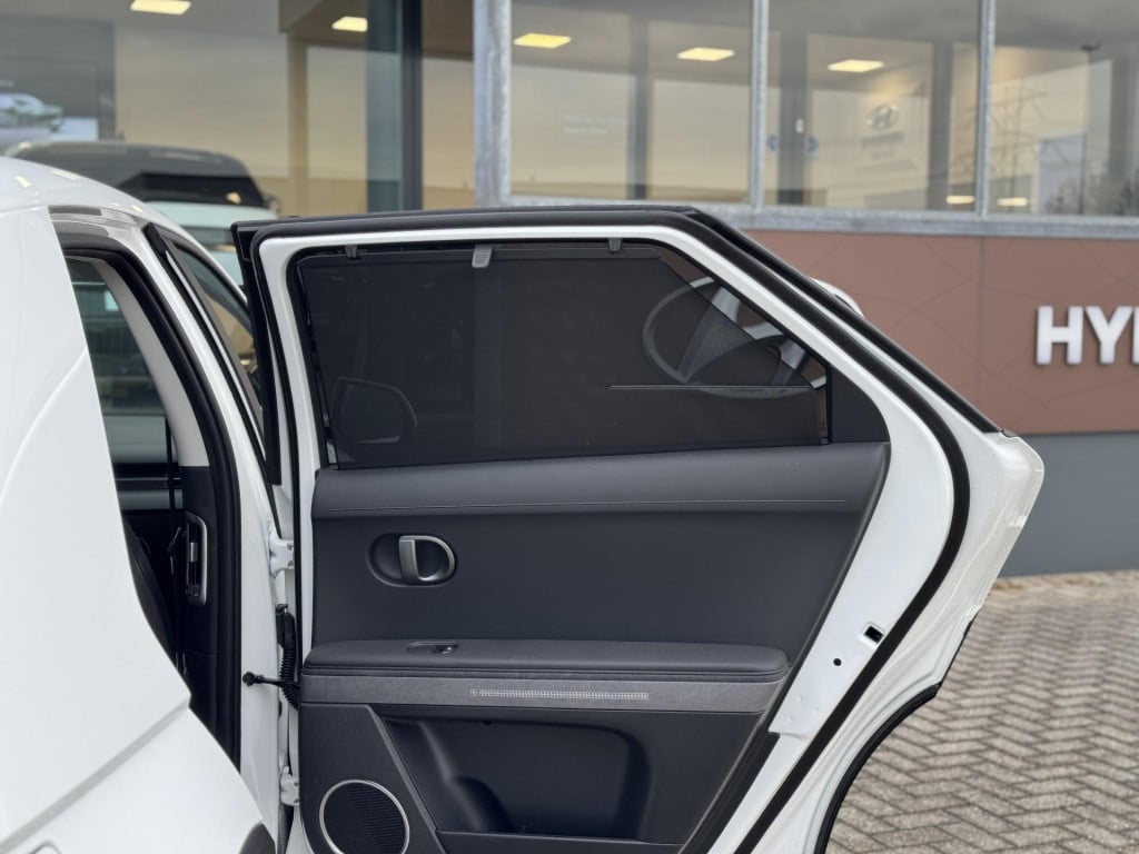 Hyundai Ioniq 5 connect+ 84 kwh 20'' velgen + afneembare trekhaak!