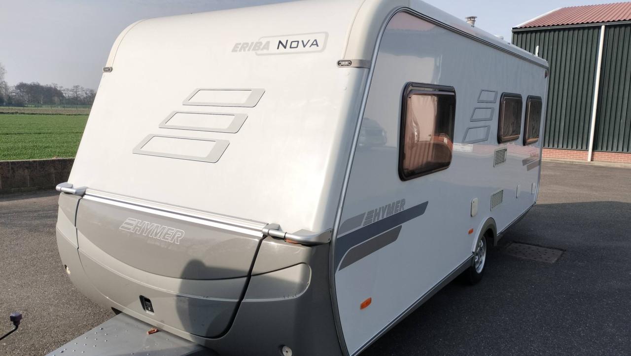 Eriba Hymer + voortent op maat + mover