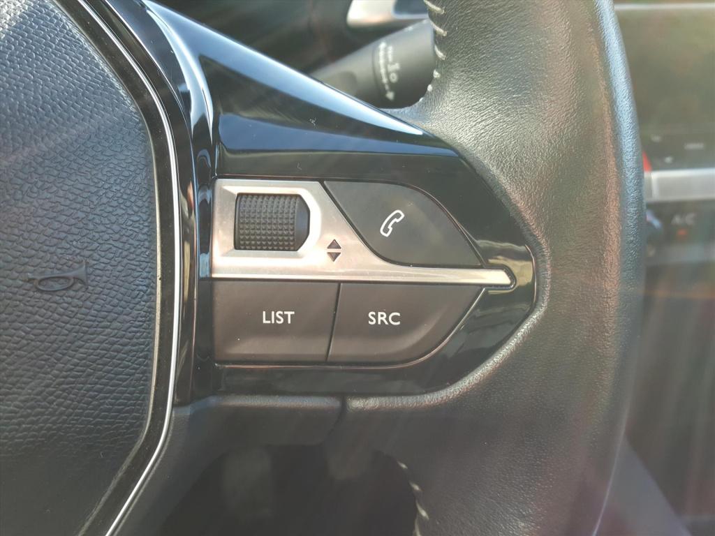 Peugeot 3008 1.2 130pk s&s access trekhaak | cruise control | airco | bluet