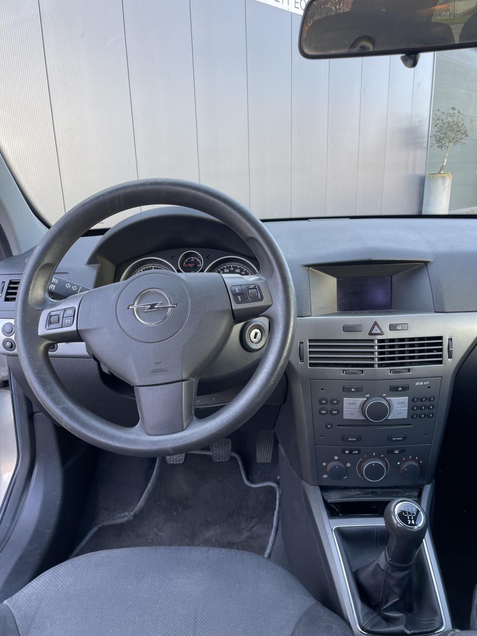 Opel Astra 1.6 16V St.wgn. 2006 Grijs | NAP | NIEUWE APK!