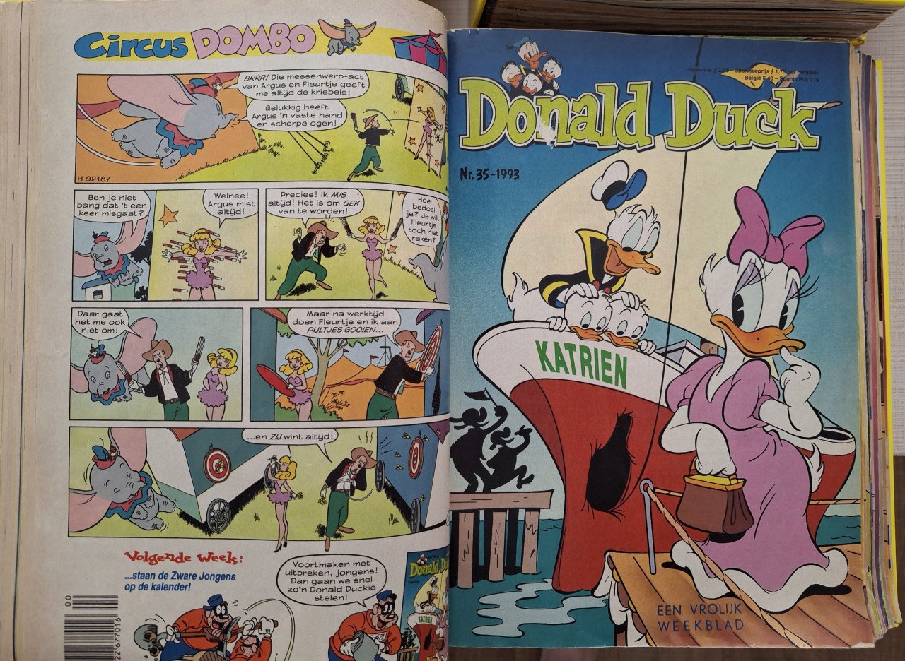 2 complete jaargangen Donald Duck, 1993 en 1994 in verzamelmap