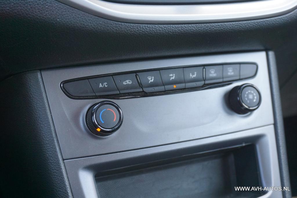 Opel Astra sports tourer 1.2 edition 2020