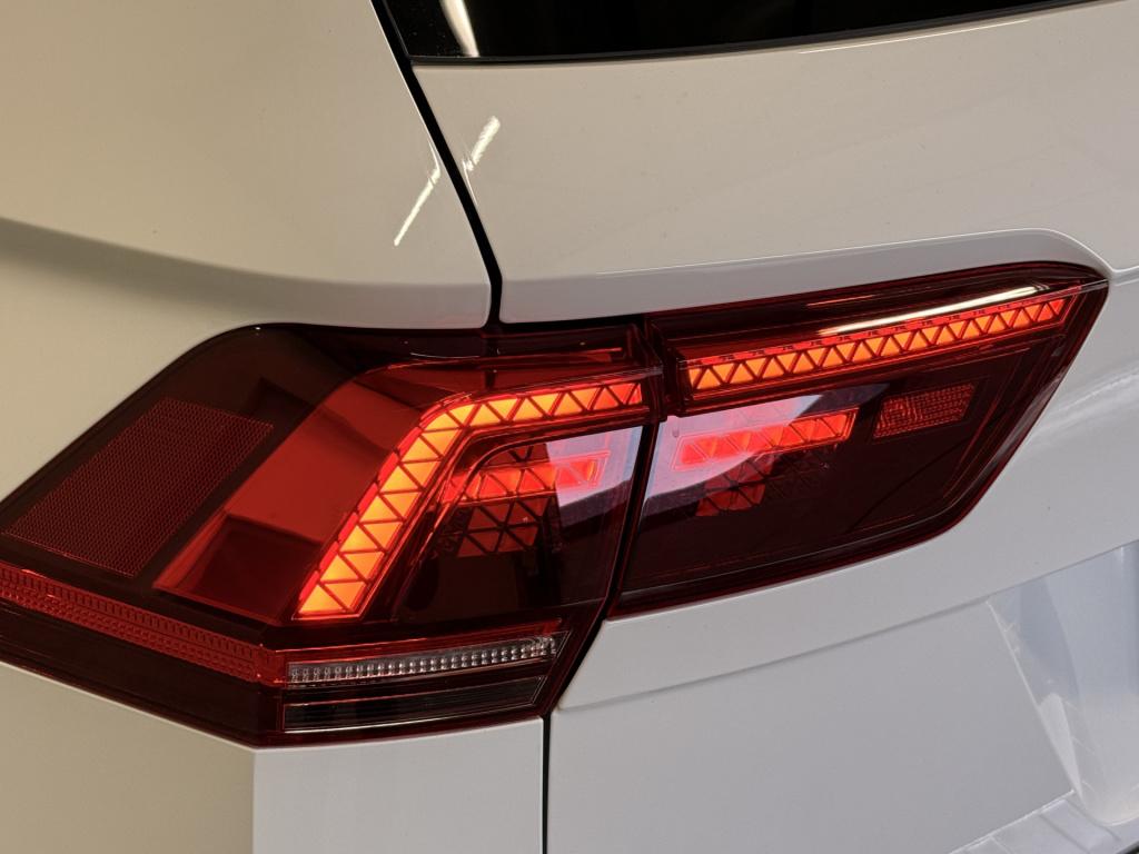 Volkswagen Tiguan 2.0 tsi 4motion highline | leder | electrische trekhaak |