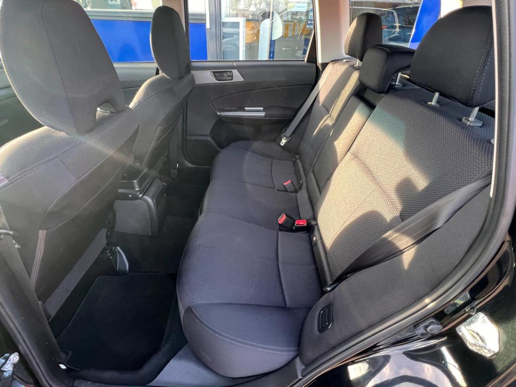 Subaru Forester 2.0 xs 40 year edition, panodak, trekhaak enz...