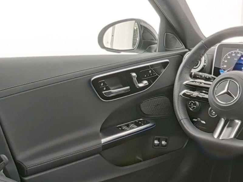 Mercedes-Benz C-Klasse estate 300 e amg plug-in hybride amg line | night pa
