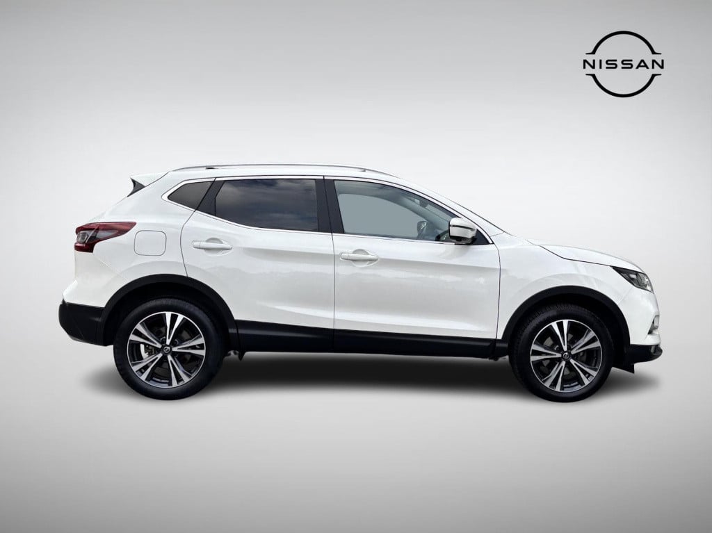 Nissan Qashqai 1.3 dig-t n-connecta design pack | trekhaak | panoramadak | 