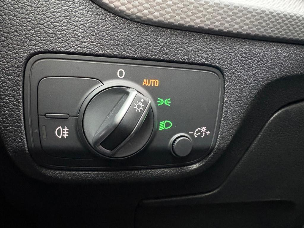 Audi Q2 35 tfsi s edition