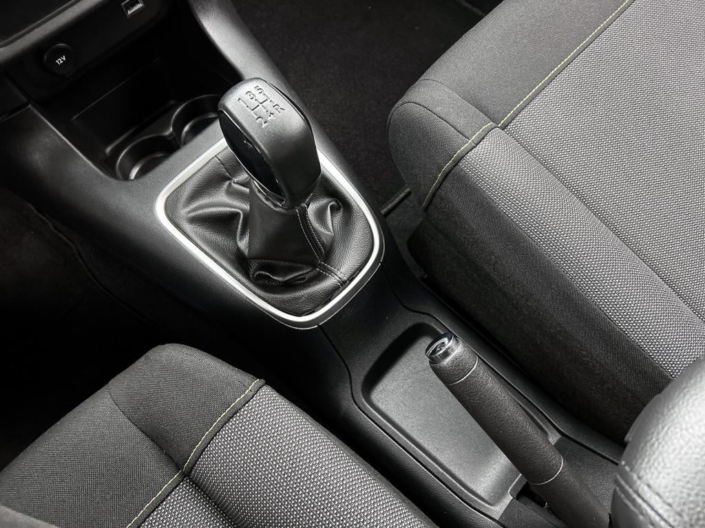 Citroen C3 83 pk shine | rijklaar | stoelverwarming | lm velgen | apple car
