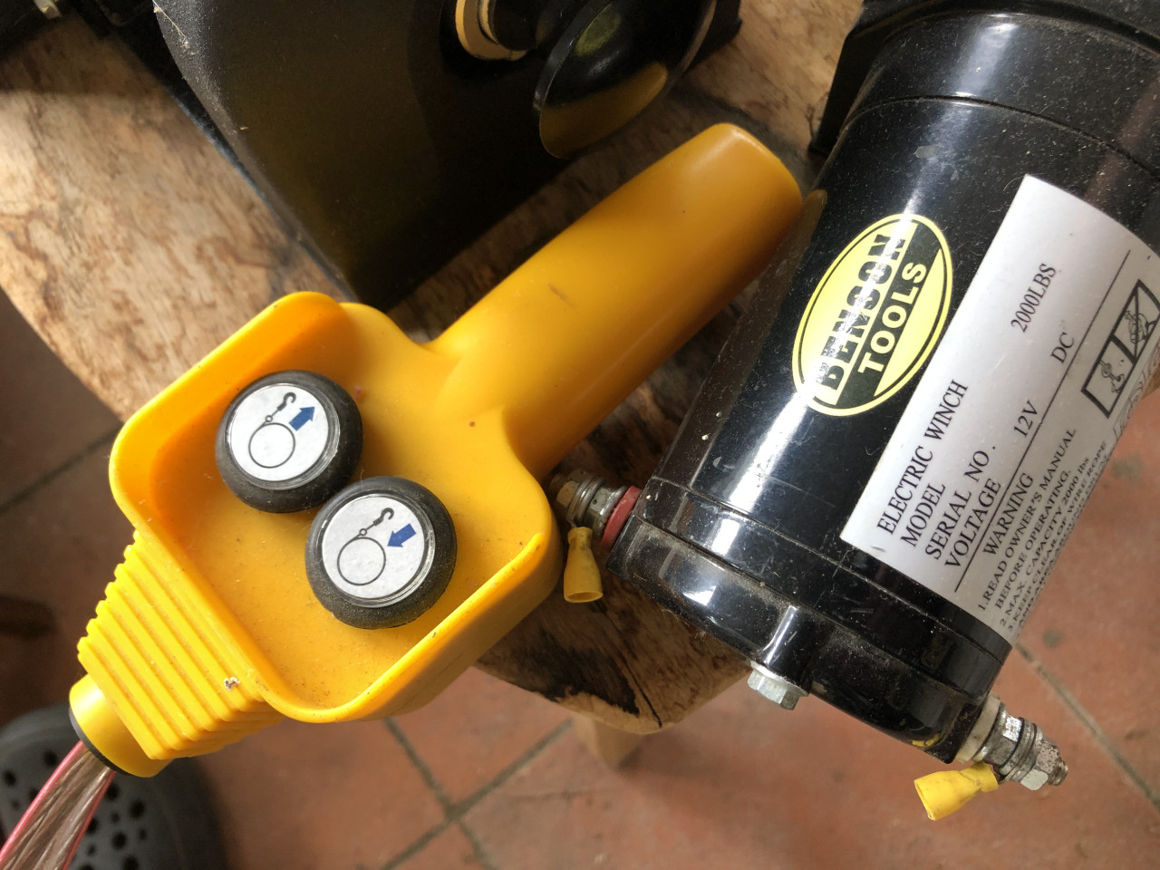 Superwinch [  lier  ]