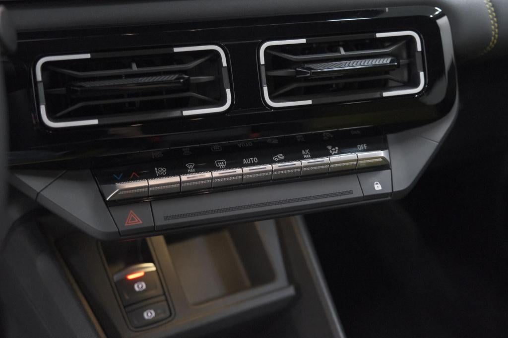 Renault 5 comfort range iconic cinq 52 kwh | 99,3% soh | adaptieve cruise c