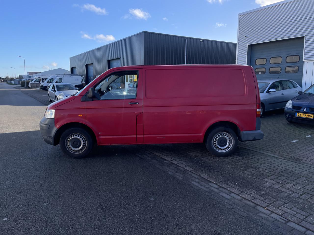 Volkswagen Transporter 2.5 TDI /CARPLAY/CRUISE CONTR/TREKH.