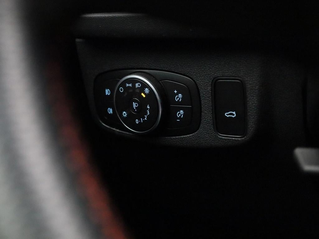 Ford Focus wagon 1.0 ecoboost hybrid st line x business | lmv | parkeer sen