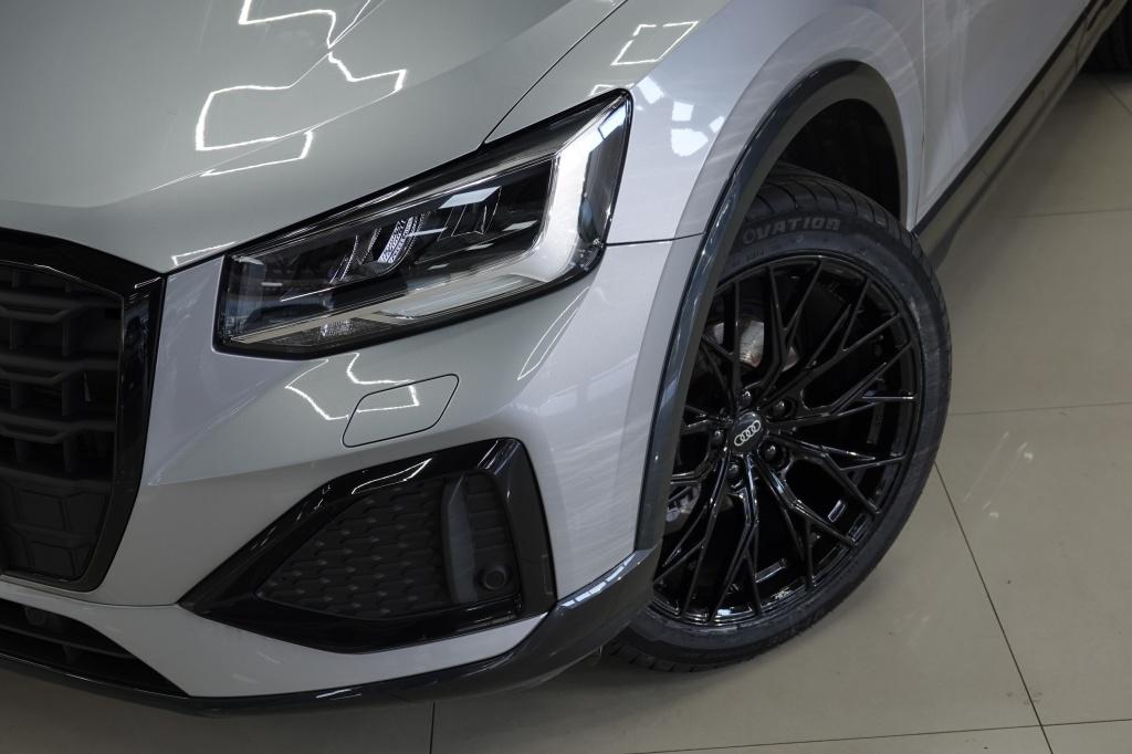 Audi Q2 35 tfsi | camera | pdc | keyless | led |