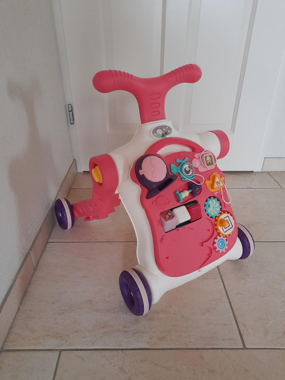 Leuk Loop autootje / baby walker (in goede staat )