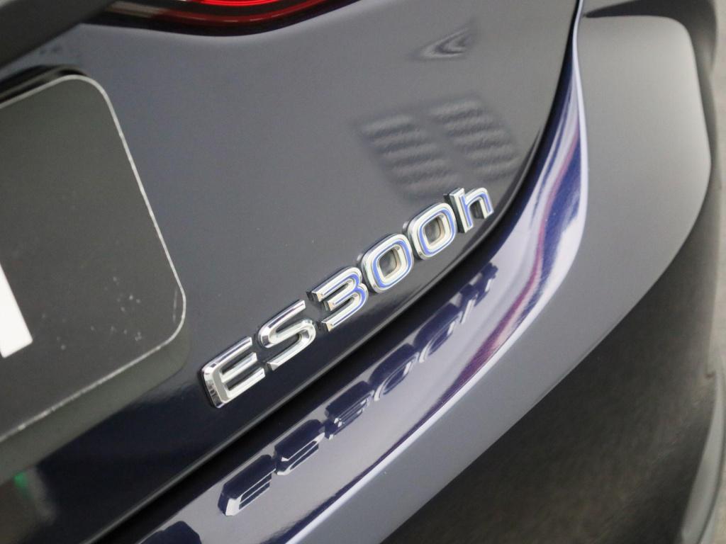 Lexus Es 300h luxury line | automaat | panoramadak | lederen bekleding | ac