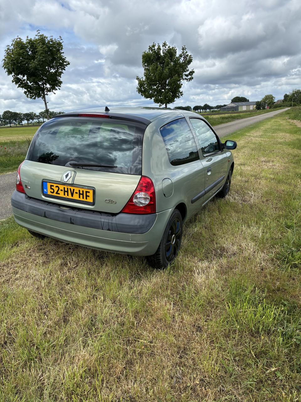 CLIO II 1.4 16V benzine 2002 AUTOMAAT   APK tot 2027