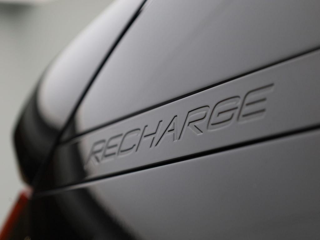 Volvo XC40 1.5 t4 recharge inscription | automaat | panoramadak | apple car