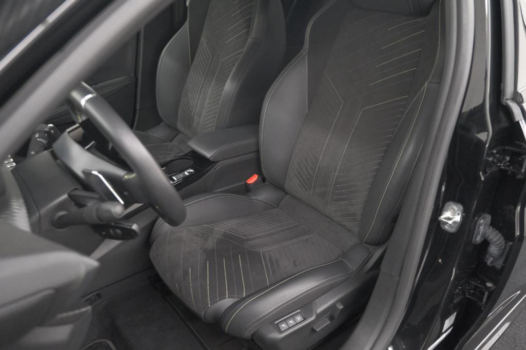 Peugeot 208 1.2 hybrid 145 e-dcs6 gt | alcantara pakket | camera | apple ca