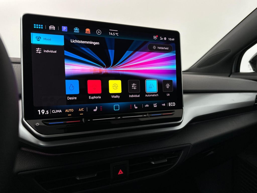 Volkswagen Id.4 pro limited edition 77 kwh accu. 210 kw / 286 pk s
