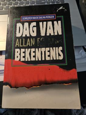Boek 'Dag van bekentenis' van  Allan Folsom. 3e Druk september 1998