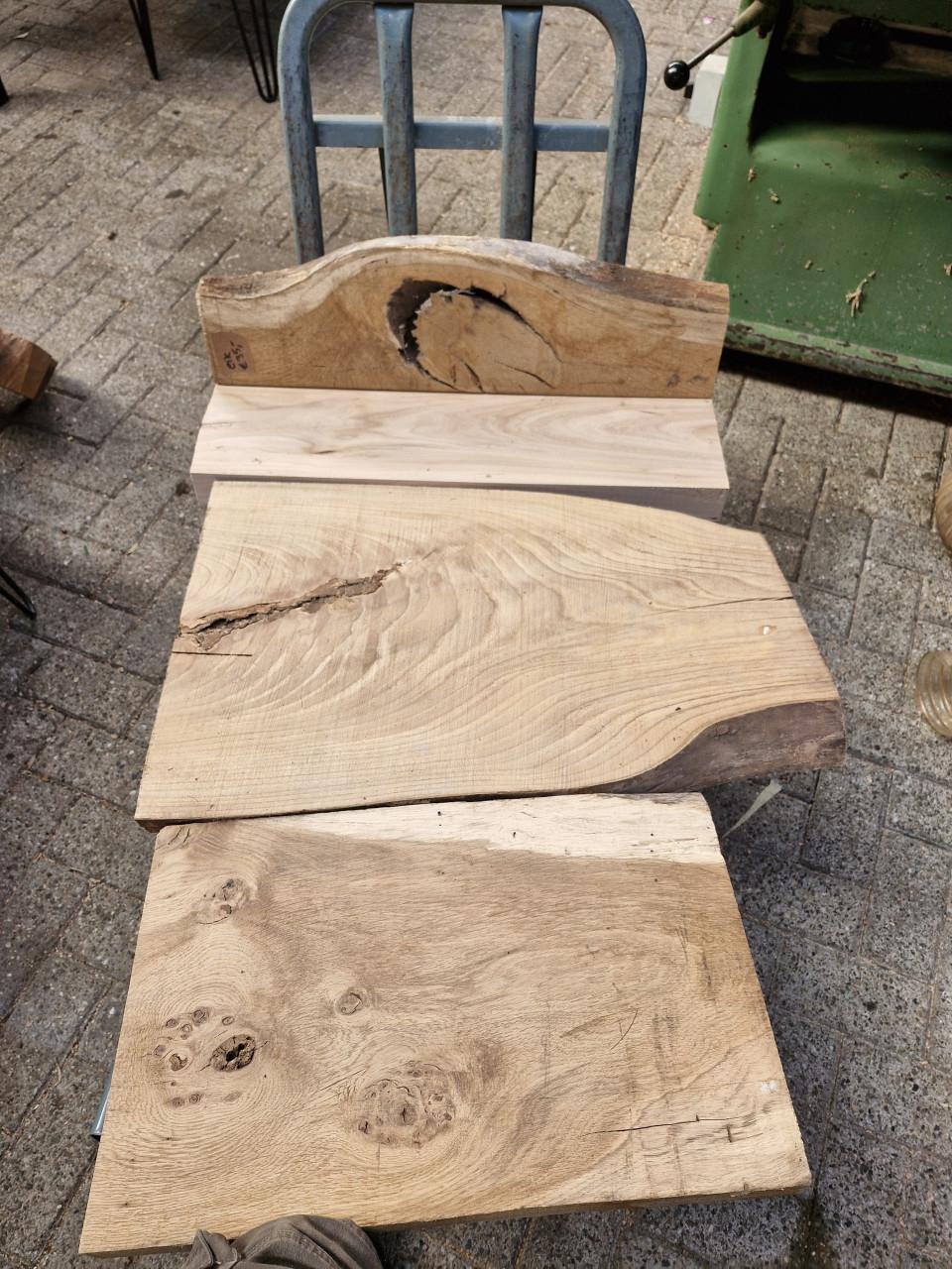 Partijtje meubel hout boomstam plank