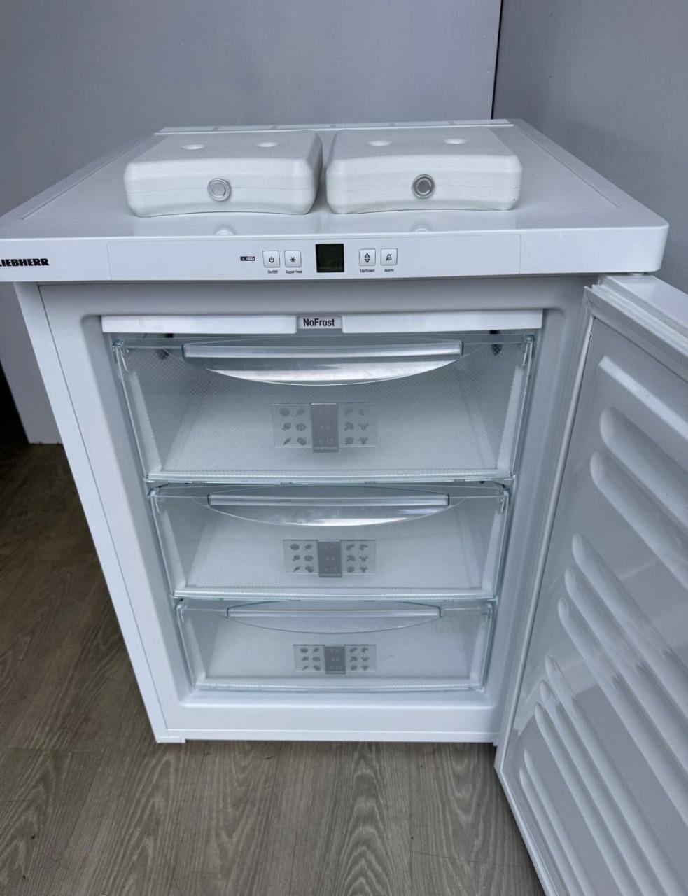 Liebherr Nofrost vrieskast vriezer 85x60cm Energieklasse A++