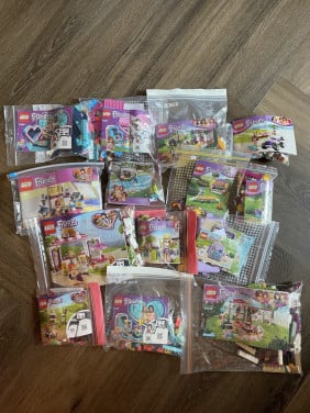 OPRUIMING: GROTE PARTIJ FRIENDS LEGO (18 SETS)