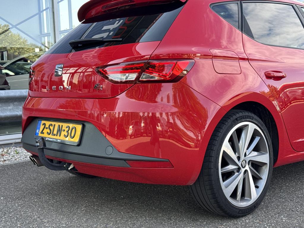 Seat Leon 1.4 tsi fr business | nl-auto | pano | navi | trekhaak | led | se