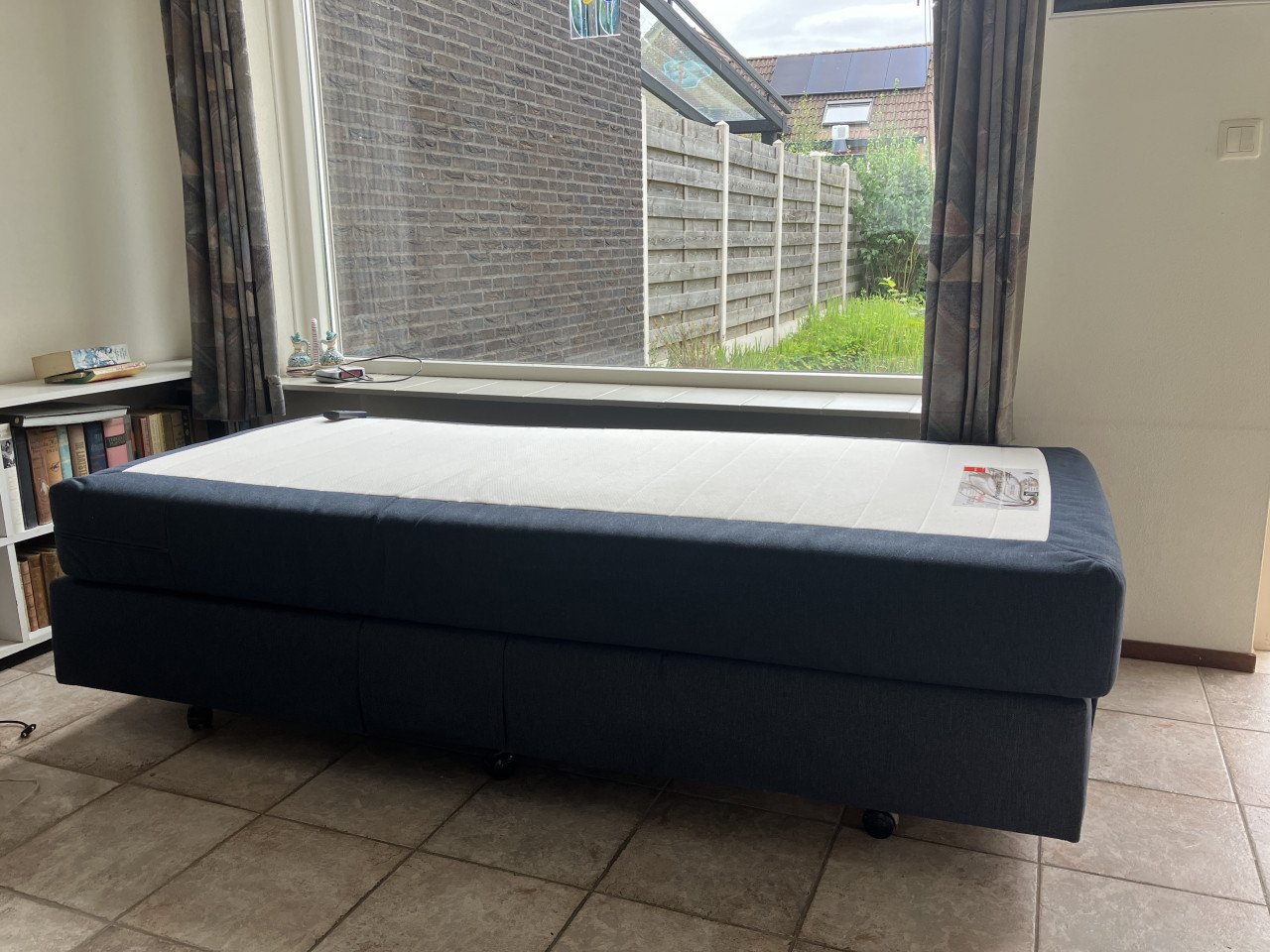 Elektrisch verstelbaar bed