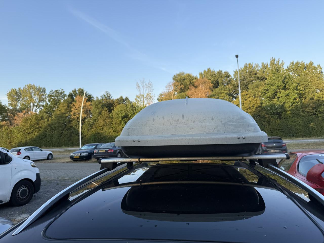 Thule Polar100 dakkoffer + dragers