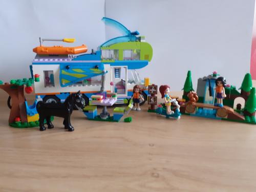 Lego Friends camper