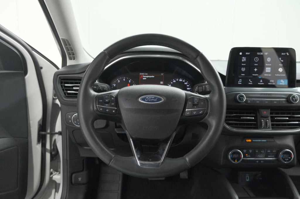 Ford Focus 1.5 ecoboost active business | lage kilometerstand | navigatie |
