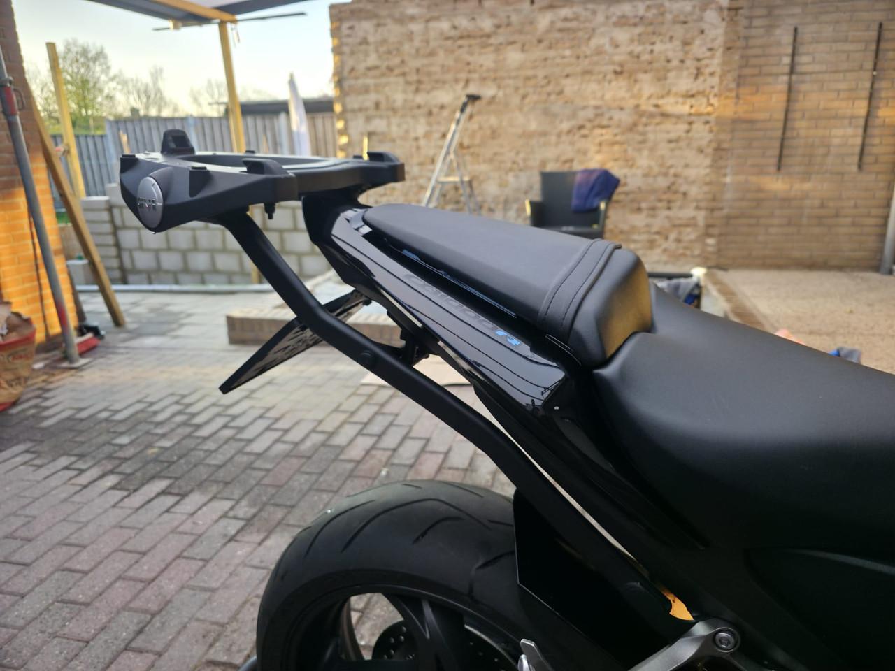 Honda CB1000R veel extra's - lage km. stand te koop