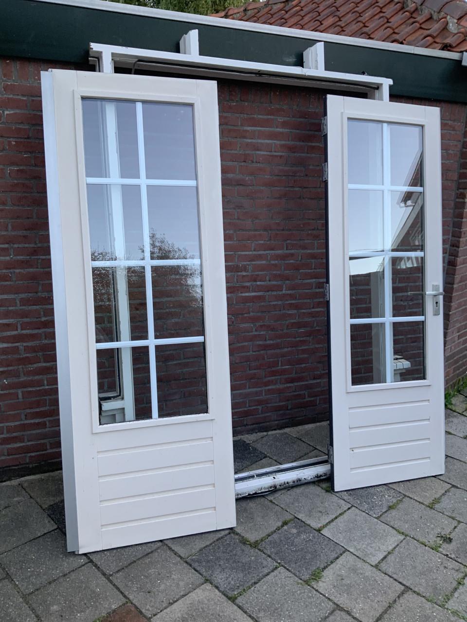 Tuindeuren met hout kozijn