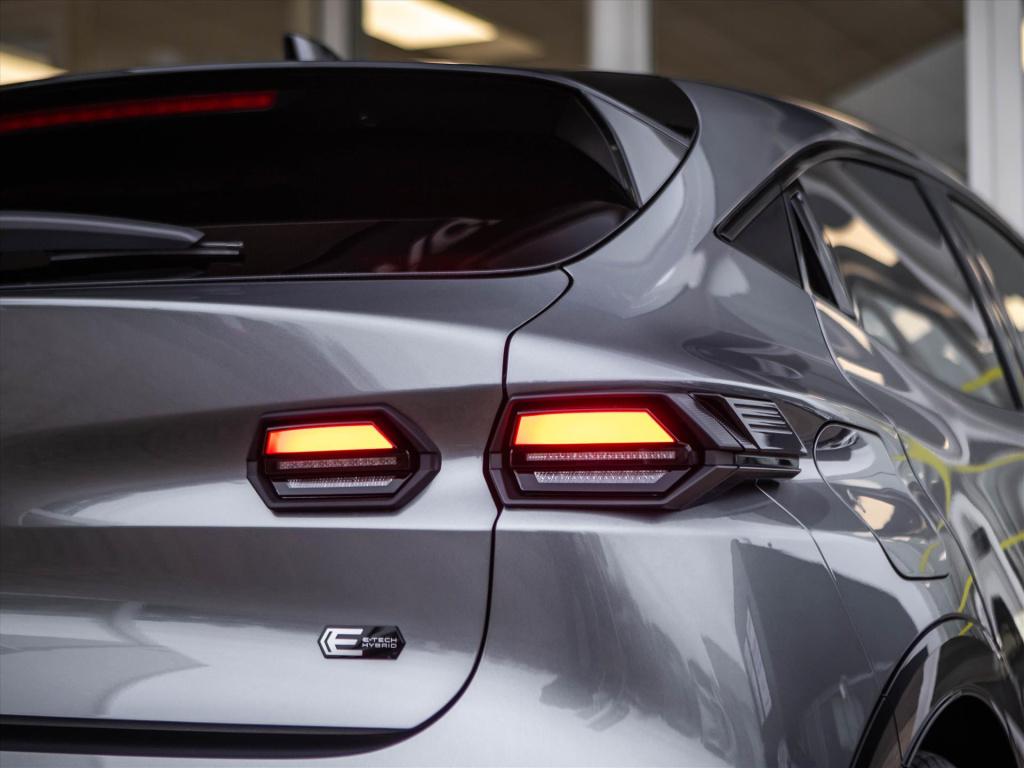 Renault Clio full hybrid e-tech 160pk techno automaat | 360 camera | stoelv