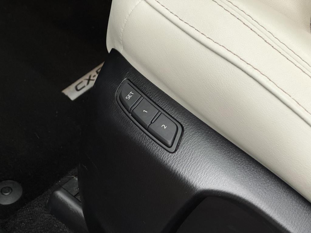 Mazda Cx-5 2.0 skyactiv-g 165 business luxury allseasons, trekhaak nl-auto!