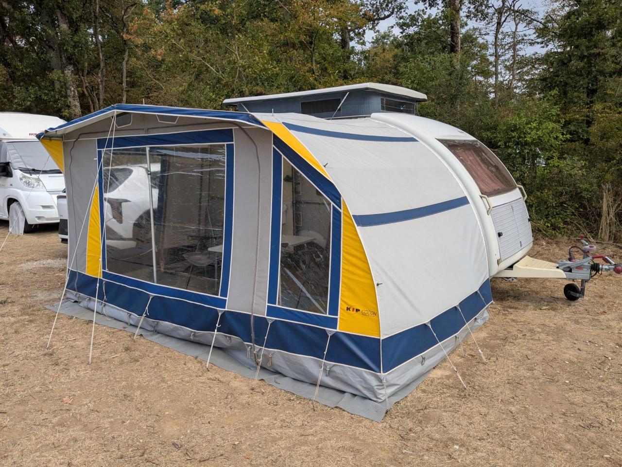 Kip Kompakt 37 EKV | 2000 | Hefdak | Mover | Voortent & luifel