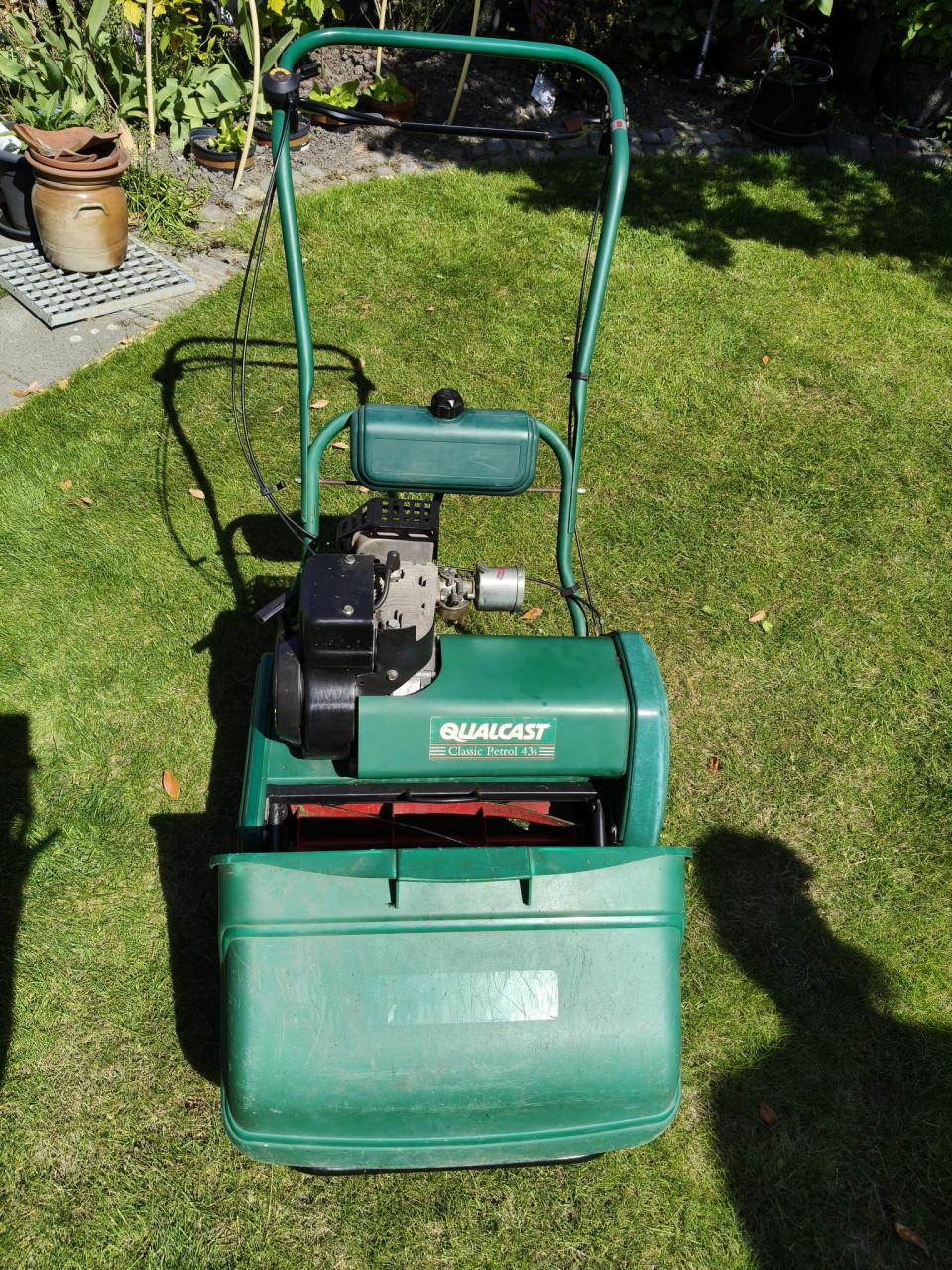 Kooi grasmaaier benzine Qualcast 43S