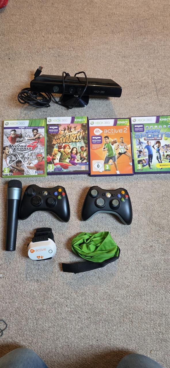 Xbox 360 kinect  camera + games+ accessoires