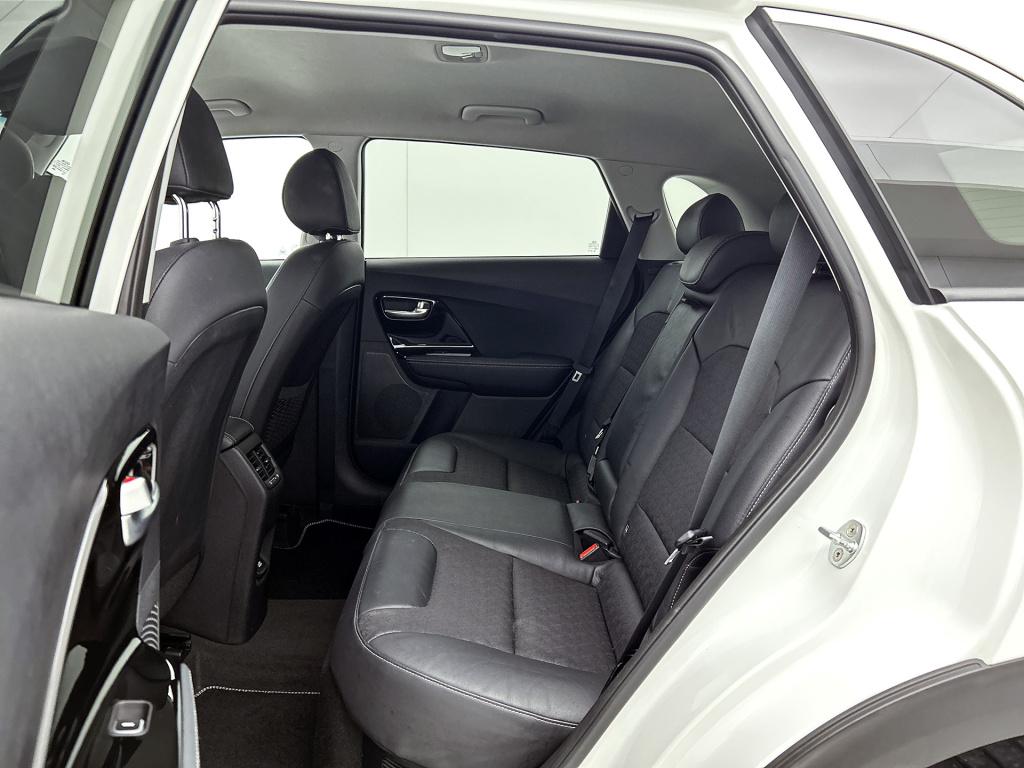 Kia Niro 1.6 gdi hybrid dynamicline style pack jbl | full led | 18 inch