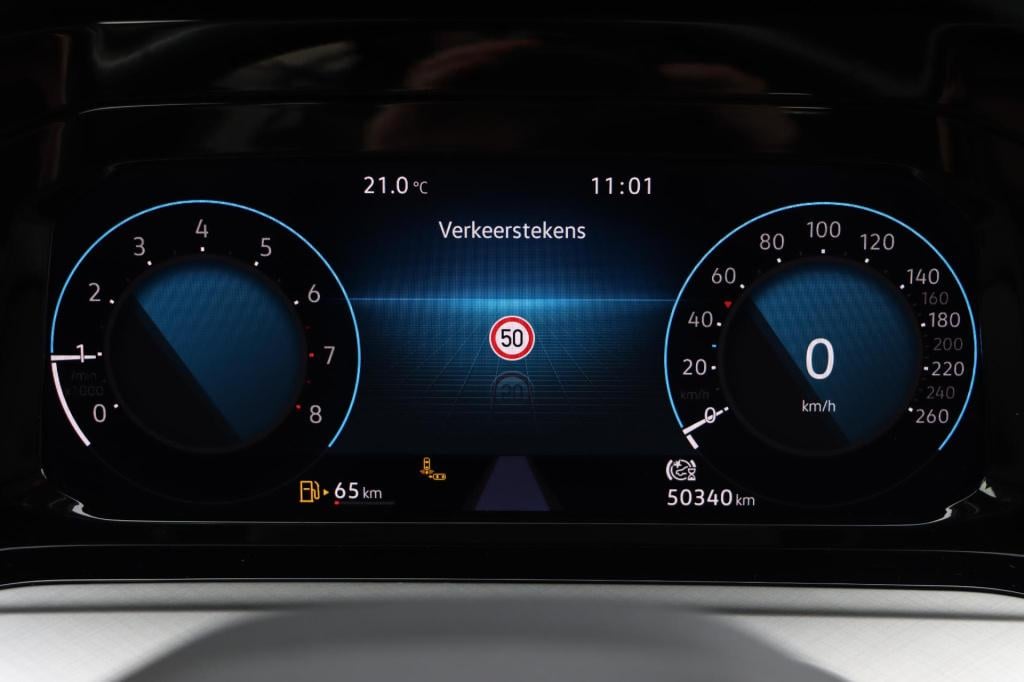 Volkswagen Golf 1.0 tsi life business 110pk