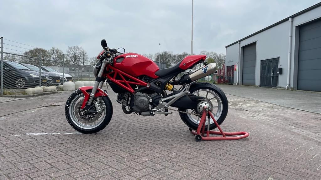 Ducati Monster 1100 uit 2009